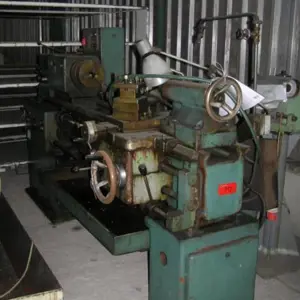 1 Centre lathe TOS Čelákovice SN 45B